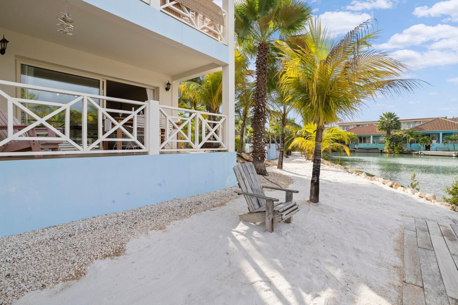 Апартаменты Caribbean Lofts Bonaire Кралендейк Экстерьер фото